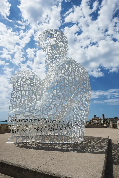 Framed Print : Sculpture made of letters, Le Nomade