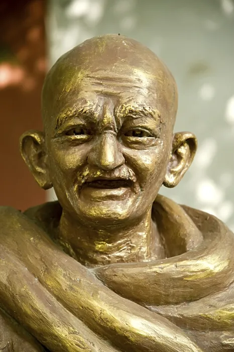 Framed Print : Sculpture mahatma gandhi, kabir chaura Framed Print : Sculpture mahatma gandhi, kabir chaura