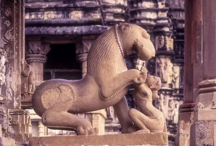 Framed Print : Sculptures of a mythical lion and woman at the Kandariya Mahadeva in Khajuraho Framed Print : Sculptures of a mythical lion and woman at the Kandariya Mahadeva in Khajuraho