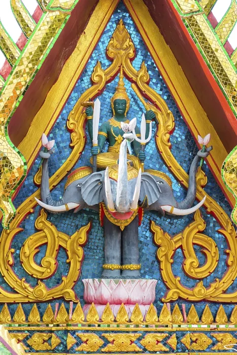 Framed Print : Sculptures at Wat Phra Yai, Buddhist Temple