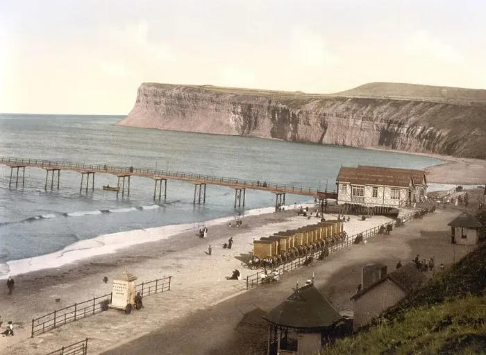 Framed Print : The seaside resort of Saltburn-by-the-Sea and the pier Framed Print : The seaside resort of Saltburn-by-the-Sea and the pier