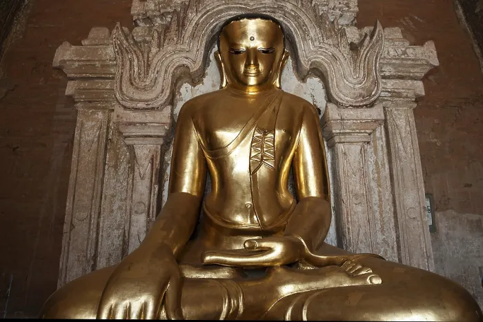 Framed Print : Seated gilded Buddha, Buddha statue