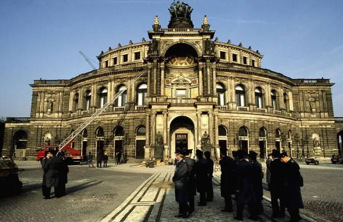 Framed Print : Semperoper opera house, historic image scanned from slide