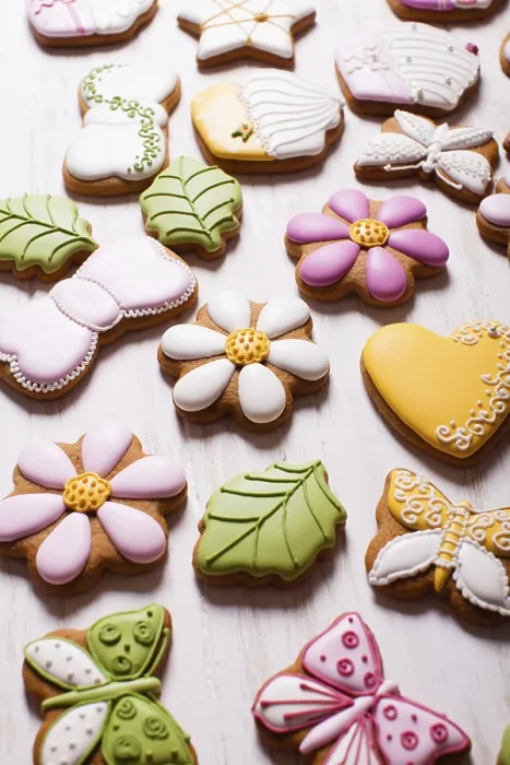 Framed Print : A set of delicious homemade gingerbreads of various shapes laid out on the table