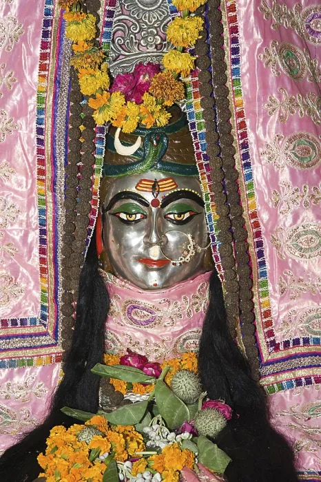Framed Print : Shiva statue in gopeshwar mahadev temple