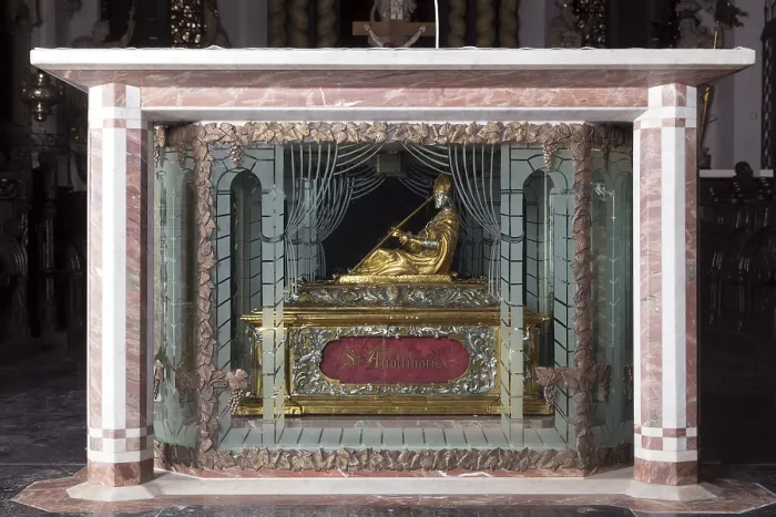 Framed Print : Shrine of St Apollinaris under the altar mensa