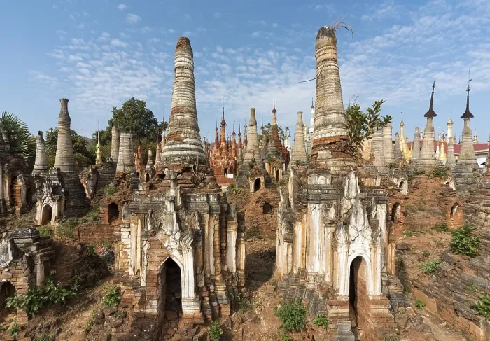 Framed Print : Shwe Inn Thein Paya, pagoda complex Framed Print : Shwe Inn Thein Paya, pagoda complex