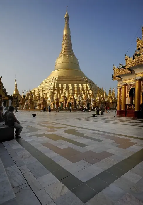 Framed Print : Shwedagon Pagoda in soft morning light