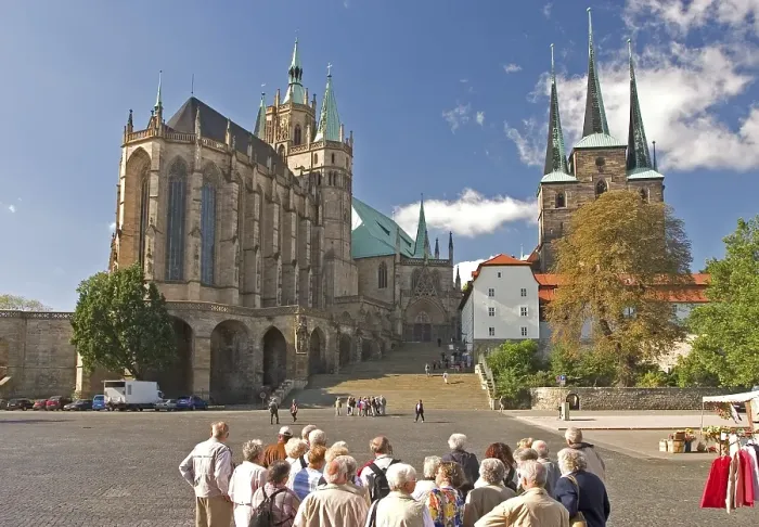 Framed Print : Sightseeing group at the Cathedral Square Framed Print : Sightseeing group at the Cathedral Square