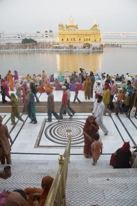 Framed Print : Sikh devotees walking on Parikrama path Hari mandir Sahib Dussera festival celebration Framed Print : Sikh devotees walking on Parikrama path Hari mandir Sahib Dussera festival celebration