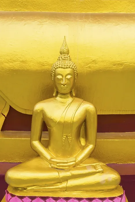 Framed Print : Sitting Buddha at Wat Phra Yai Framed Print : Sitting Buddha at Wat Phra Yai