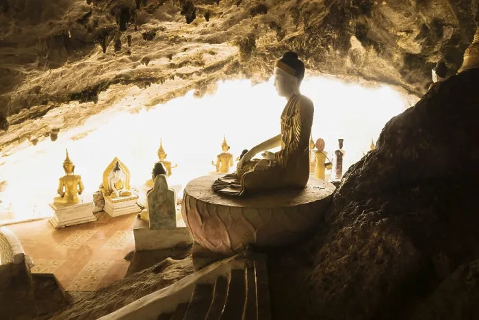 Framed Print : Sitting golden Buddha statues Yathaypyan temple cave