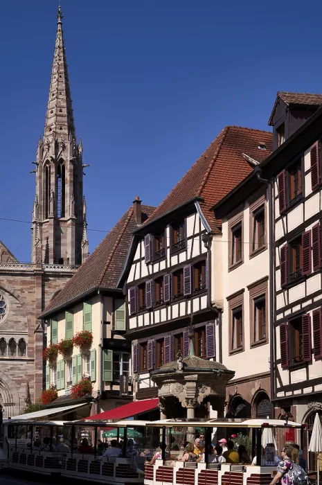 Framed Print : Six-bucket fountain, half-timbered houses on the market square