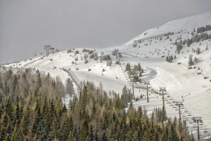 Framed Print : Skiing slopes with chairlift on ski resort in Austrian Alps