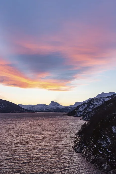 Framed Print : Skjomen Fjord, Lappviktinden Mountain behind