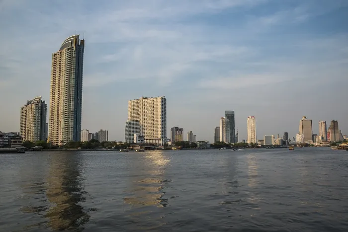 Framed Print : Skyline, Chao Phraya River and skyscrapers