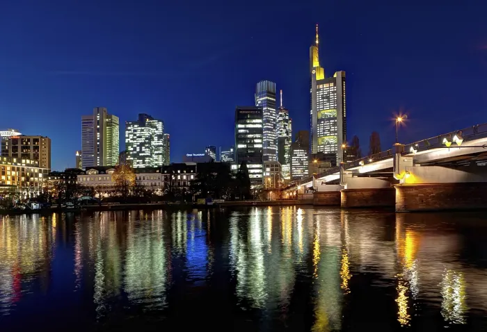 Framed Print : Skyline of Frankfurt at night, star effect Framed Print : Skyline of Frankfurt at night, star effect
