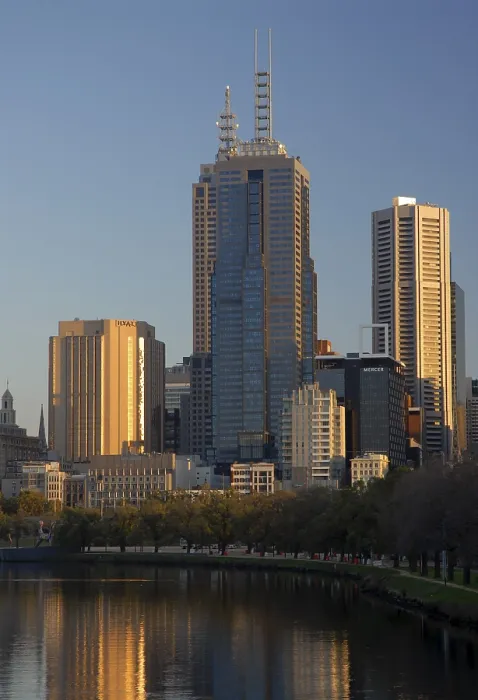 Framed Print : Skyline of Melbourne and the Yarra River in the early morning Framed Print : Skyline of Melbourne and the Yarra River in the early morning