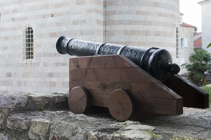 Framed Print : Small cannon at the place of old Fort in Old city of Budva in Montenegro Framed Print : Small cannon at the place of old Fort in Old city of Budva in Montenegro
