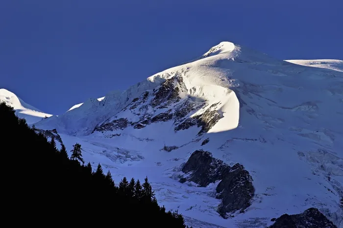 Framed Print : Snow-capped Dome du Gouter
