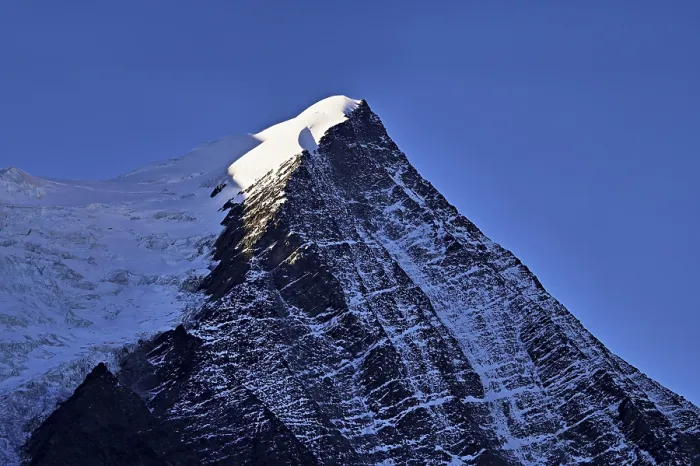 Framed Print : Snow-covered Aiguille du Goutier Framed Print : Snow-covered Aiguille du Goutier