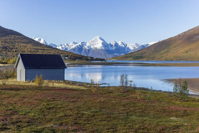 Framed Print : Snow-covered mountains at Lyngen Fjord