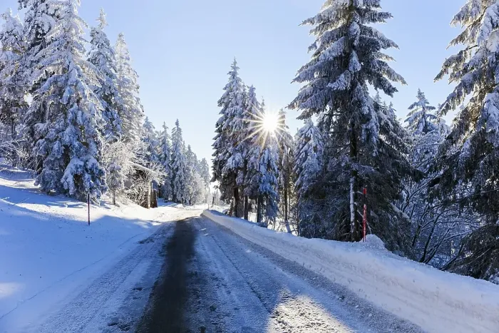 Framed Print : Snow-covered road to Hornisgrinde