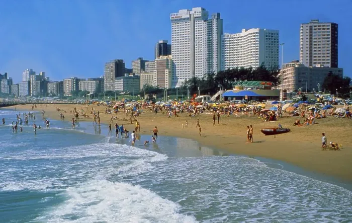 Framed Print : South Africa: The beach promenade of Durban City Framed Print : South Africa: The beach promenade of Durban City