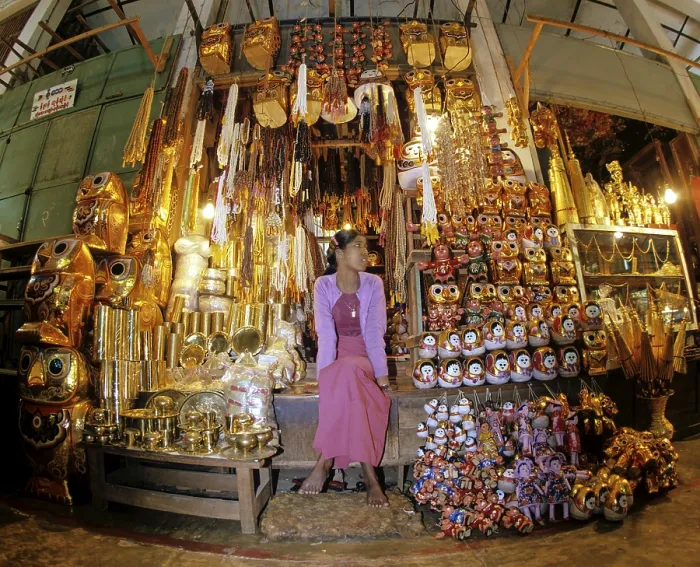 Framed Print : Souvenir shop at Shwedagon Pagoda Framed Print : Souvenir shop at Shwedagon Pagoda