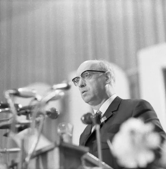 Framed Print : The SPD party congress of 1-5-6