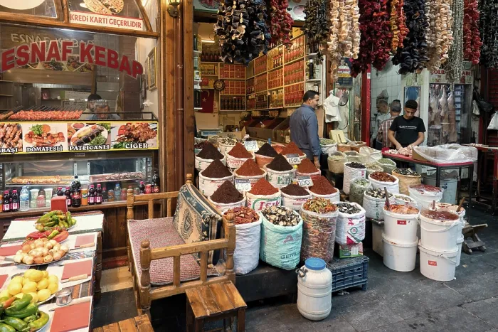 Framed Print : Spice market, Sanliurfa bazaar, Turkey, Asia Framed Print : Spice market, Sanliurfa bazaar, Turkey, Asia