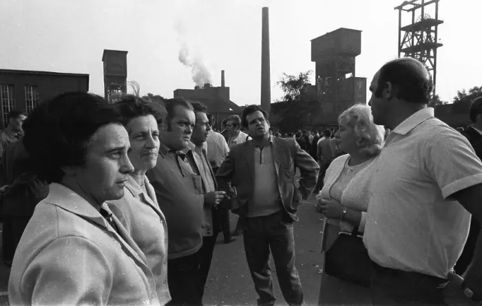 Framed Print : The spontaneous strike, here on 10 Framed Print : The spontaneous strike, here on 10