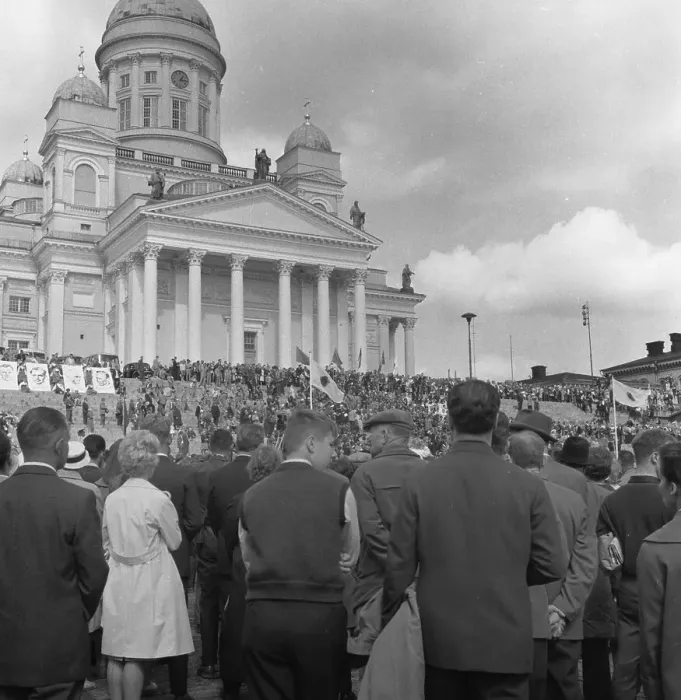 Framed Print : SSSR, Soviet Union, Moscow: The traditional World Youth Festivals organised by communist WBDJ