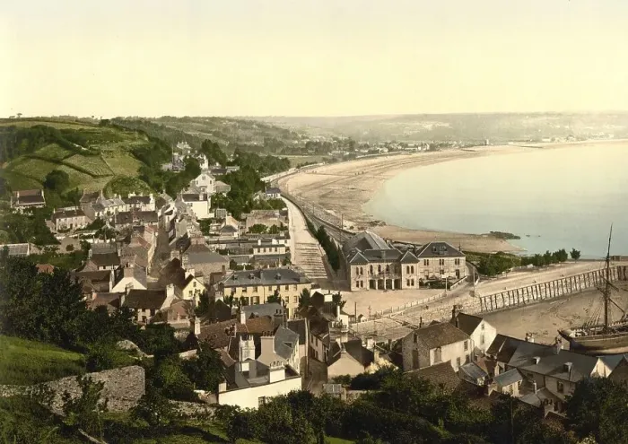 Framed Print : St. Aubins in Jersey, Channel Island in the English Channel in the Bay of Saint-Malo