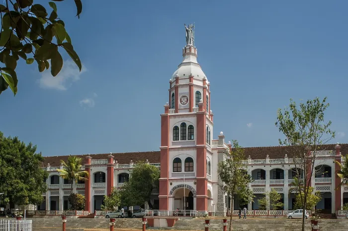 Framed Print : St berchmans college, changanacherry Framed Print : St berchmans college, changanacherry