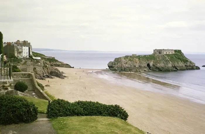 Framed Print : St. Catherine's Island, Tenby, Pembrokeshire, Wales, UK Mai 1970 Framed Print : St. Catherine's Island, Tenby, Pembrokeshire, Wales, UK Mai 1970