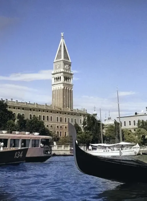 Framed Print : St Mark's Campanile bell tower, Campanile di San Marco, Venice, Italy, Europe 1956 colourised image from Ektachrome slide, Europe Framed Print : St Mark's Campanile bell tower, Campanile di San Marco, Venice, Italy, Europe 1956 colourised image from Ektachrome slide, Europe