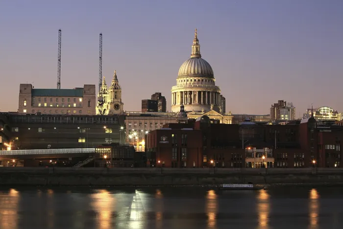 Framed Print : St. Paul's Cathedral at dusk