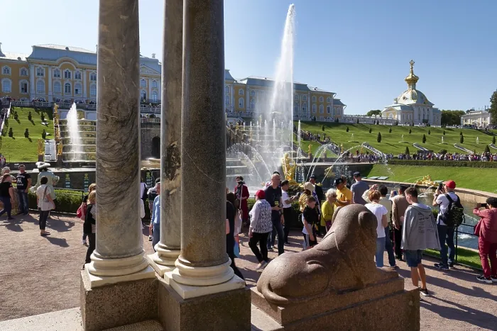 Framed Print : St. Petersburg Russia. Peterhof Palace