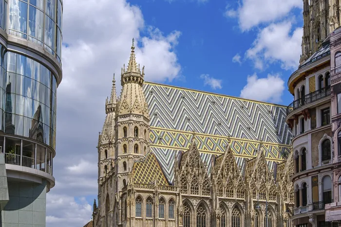 Framed Print : St Stephen's Cathedral on St Stephen's Square in Vienna Framed Print : St Stephen's Cathedral on St Stephen's Square in Vienna