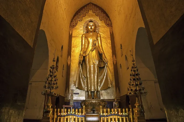 Framed Print : Standing gilded Buddha, Buddha statue