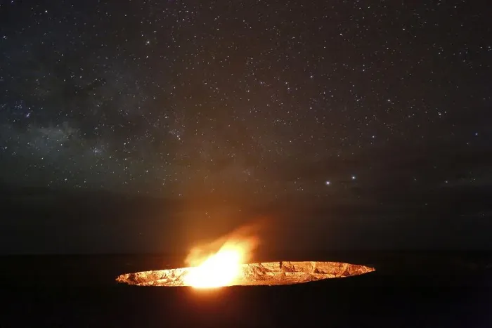 Framed Print : Starry sky and night glow, Halema'uma'u crater Framed Print : Starry sky and night glow, Halema'uma'u crater
