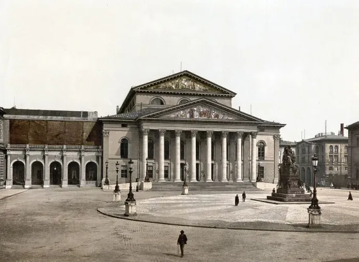 Framed Print : The State Theatre in Munich, Bavaria Framed Print : The State Theatre in Munich, Bavaria