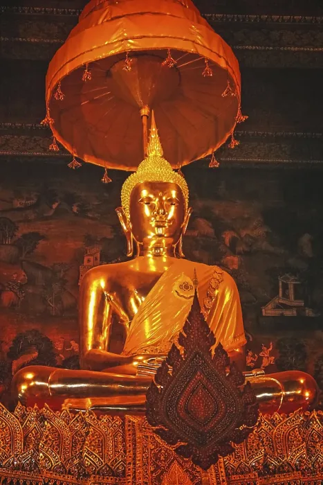 Framed Print : Statue of a golden Buddha inside a temple in Bangkok Framed Print : Statue of a golden Buddha inside a temple in Bangkok