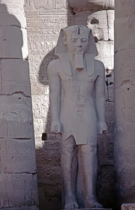 Framed Print : Statue, Great Court of Ramses II