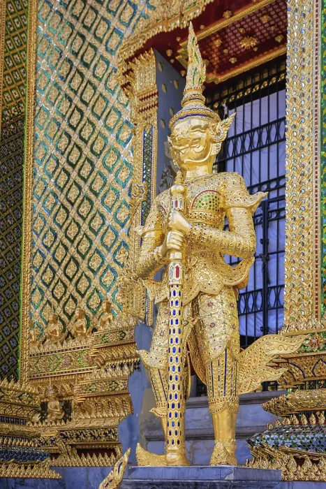 Framed Print : Statue of a guardian, Royal Grand Palace