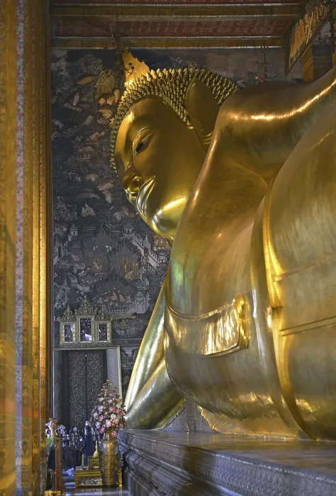 Framed Print : Statue of the Reclining Buddha Framed Print : Statue of the Reclining Buddha