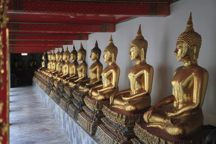 Framed Print : Statues of the meditating Buddha