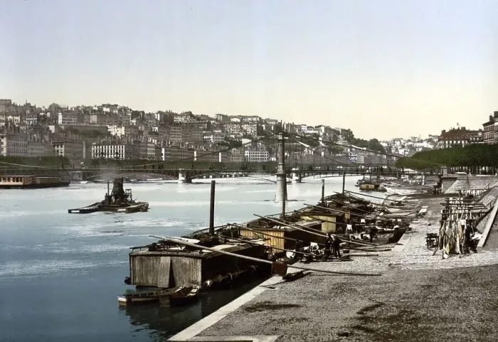 Framed Print : The St.Clair and the Hill of the Red Cross from the Quay