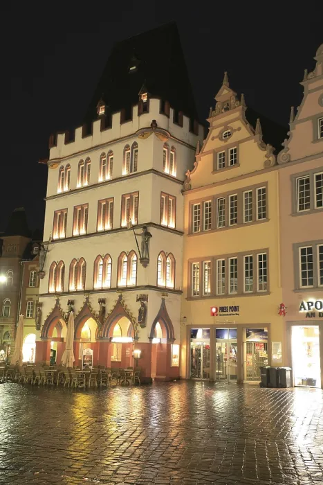 Framed Print : The Steipe on the main market square